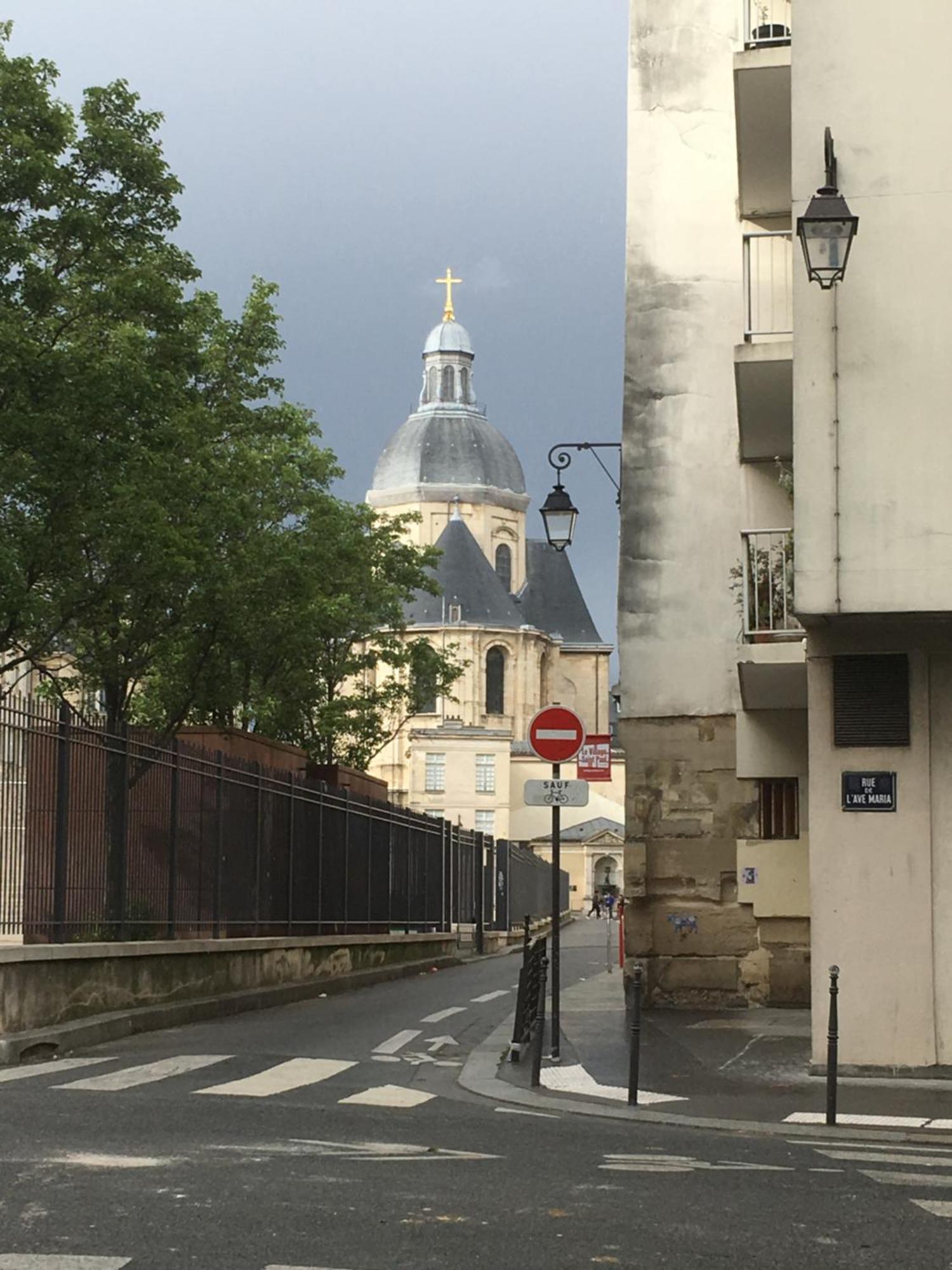 Heart Of Le Marais - Modern & Cosy Nest In The Old Parijs